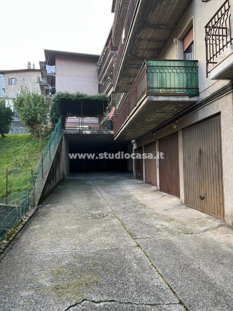 Appartamento in vendita a Costa Volpino
