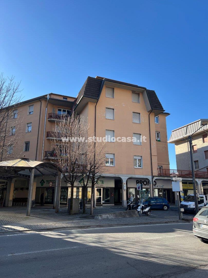 Appartamento in vendita a Costa Volpino