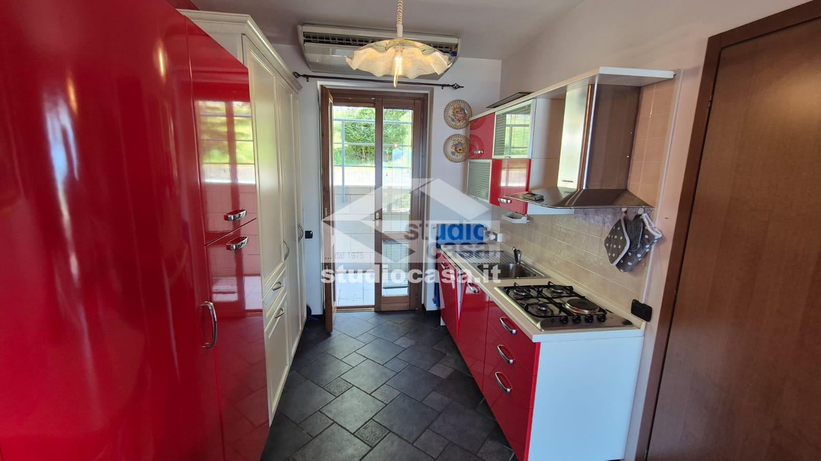 Villa a schiera in vendita a Riva di Solto
