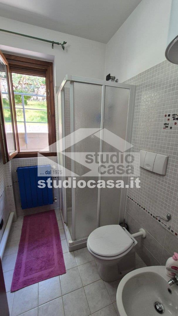 Villa a schiera in vendita a Riva di Solto