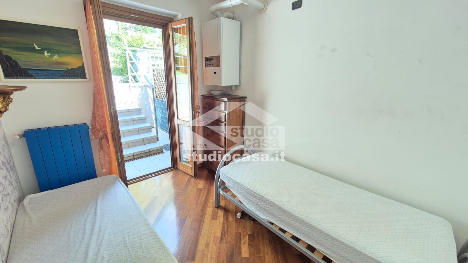 Villa a schiera in vendita a Riva di Solto