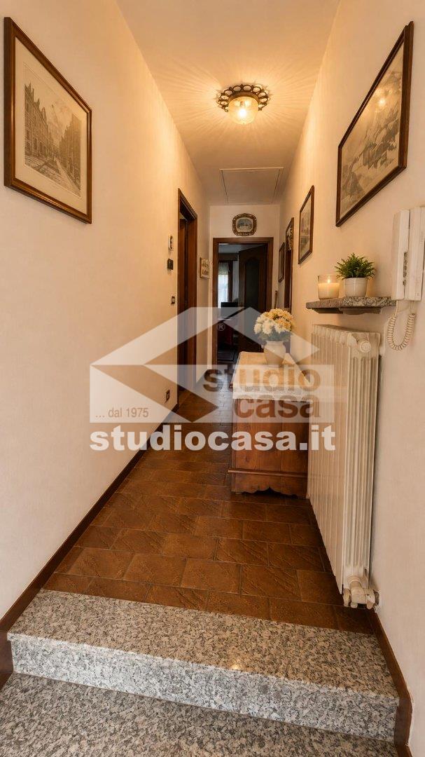 Casa Unifamiliare in vendita a Solto Collina