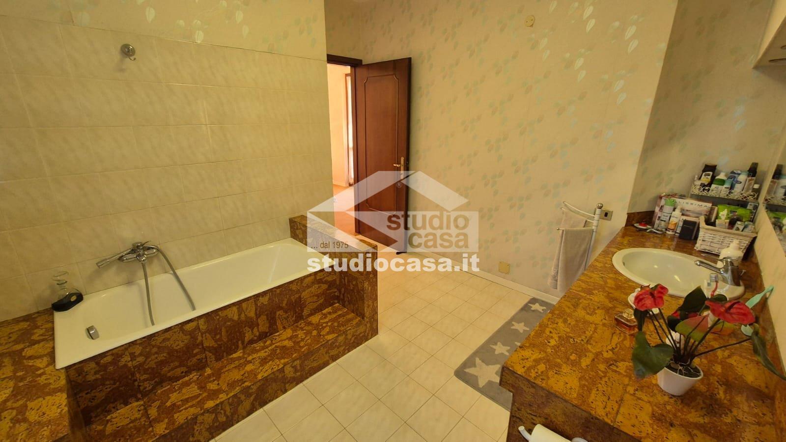 Appartamento in vendita a Lovere