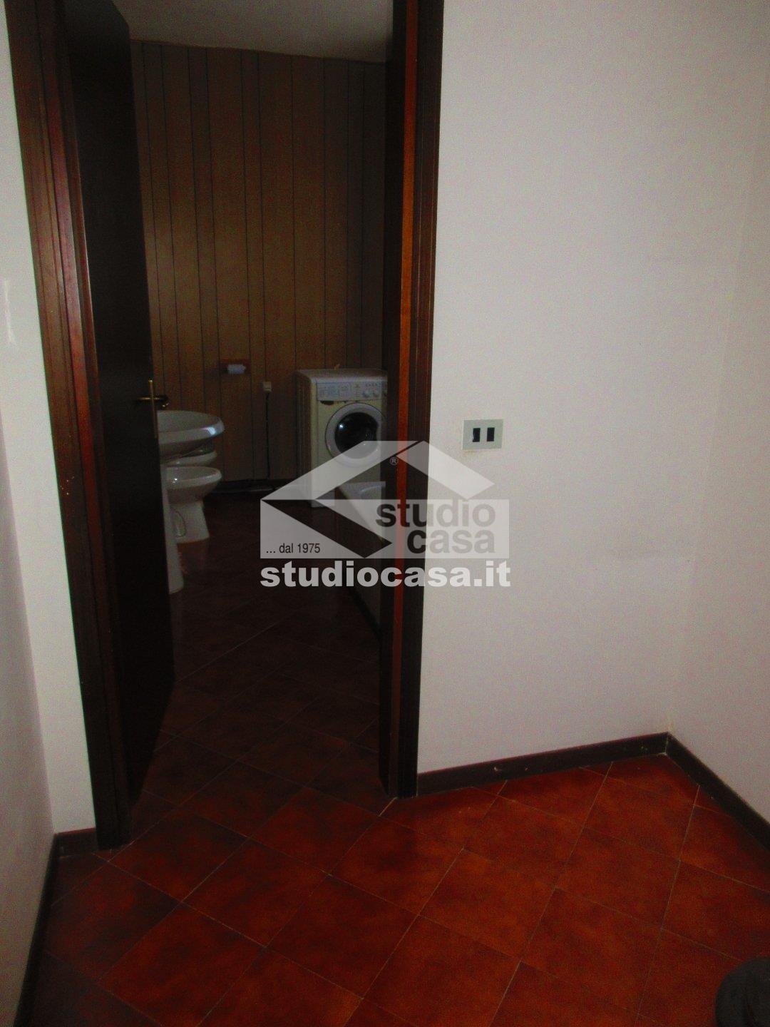 Appartamento in vendita a Solto Collina