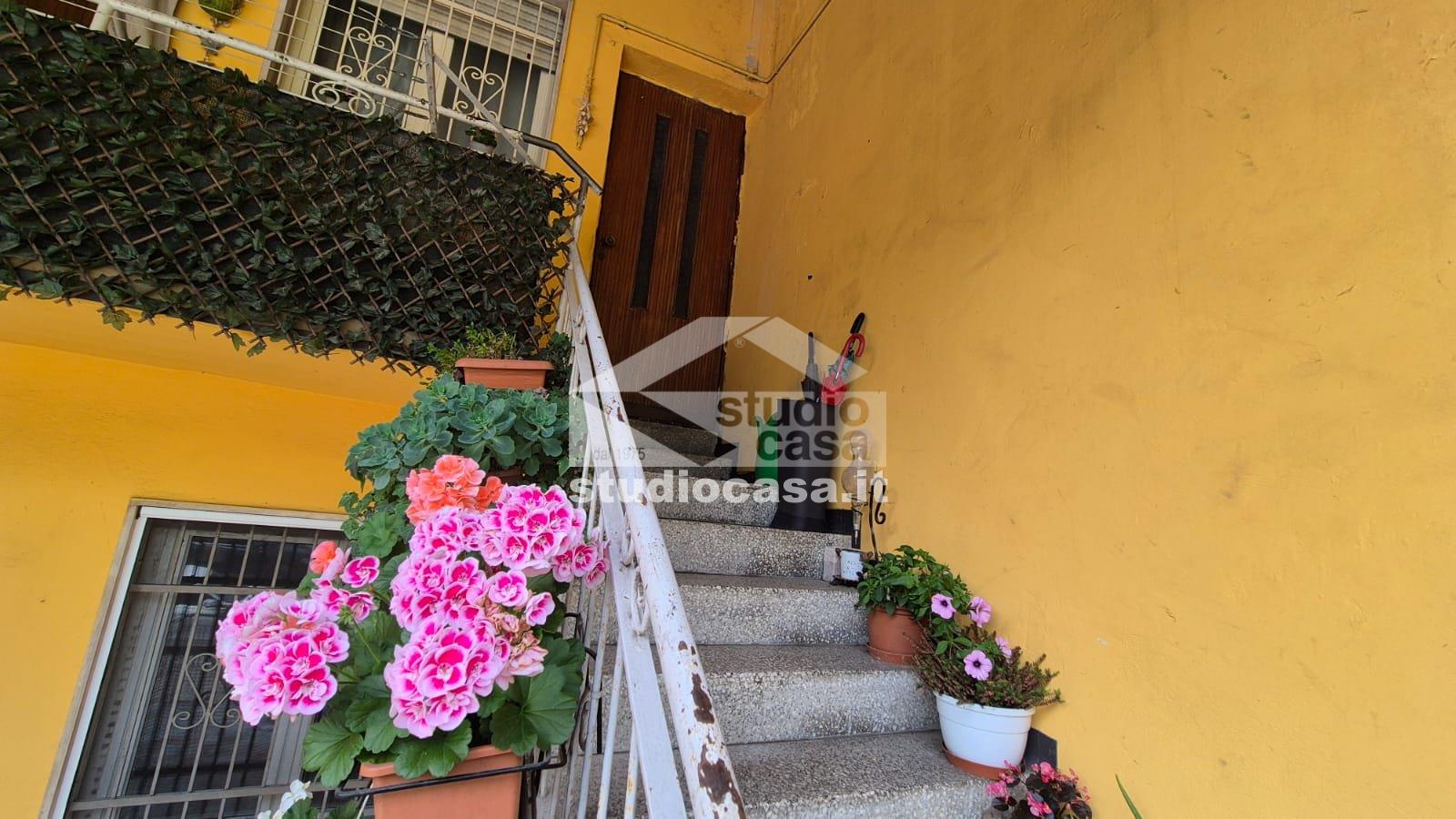 Appartamento in vendita a Endine Gaiano