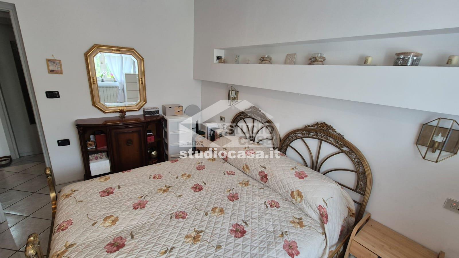 Appartamento in vendita a Endine Gaiano