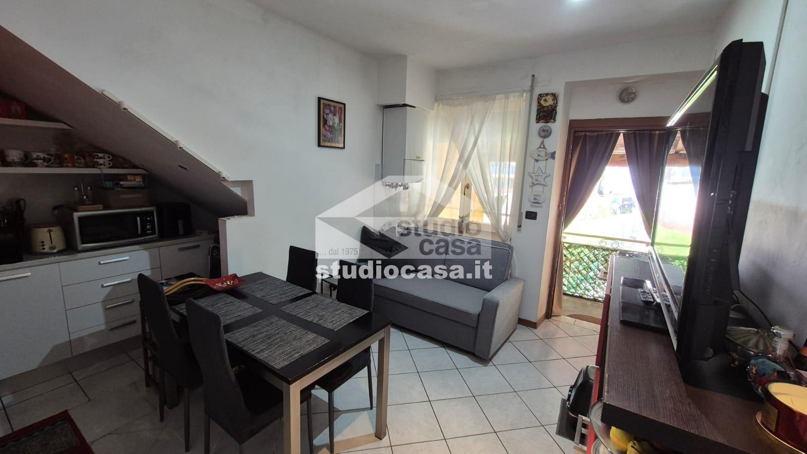 Appartamento in vendita a Endine Gaiano