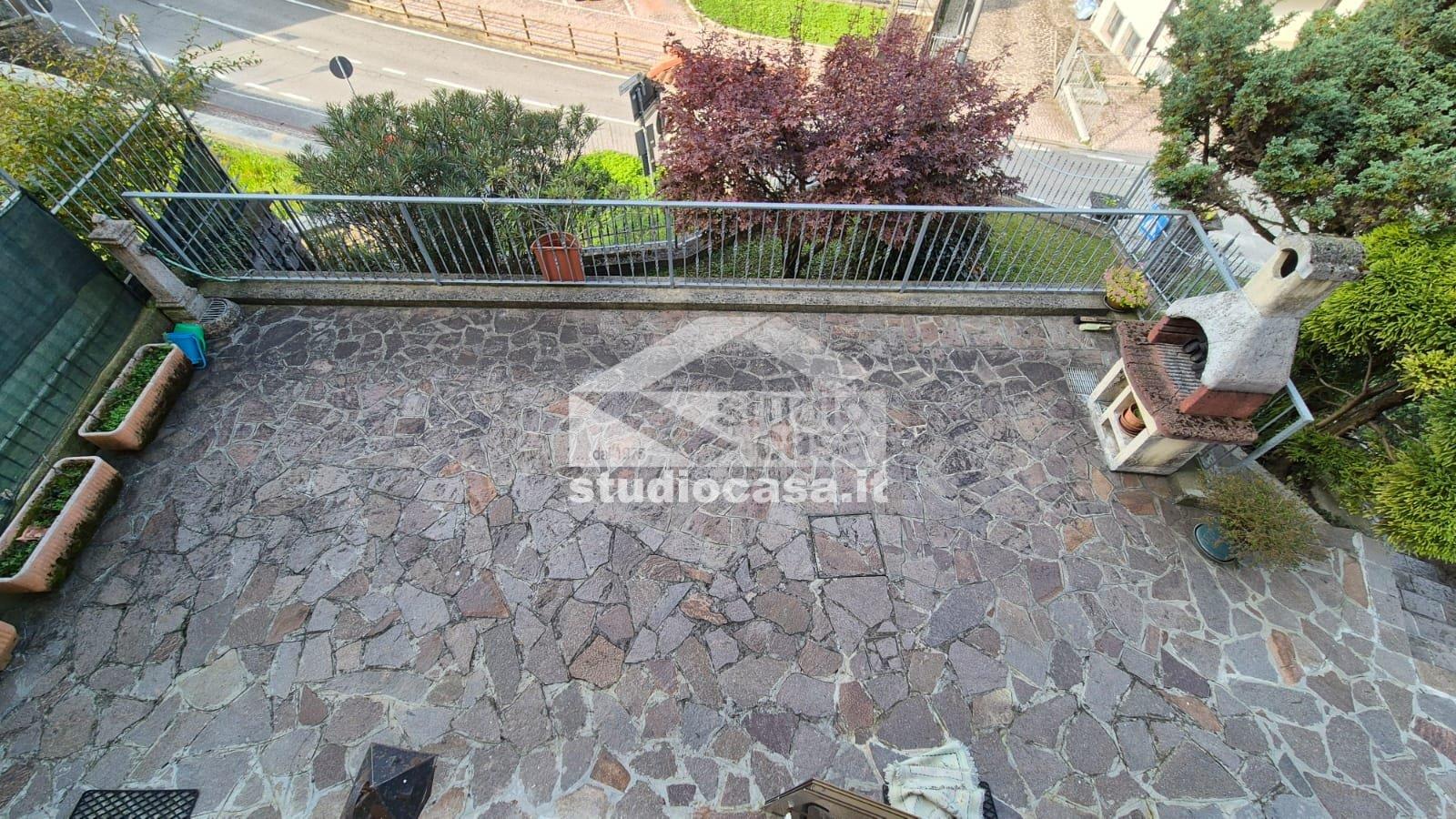 Casa Unifamiliare in vendita a Endine Gaiano