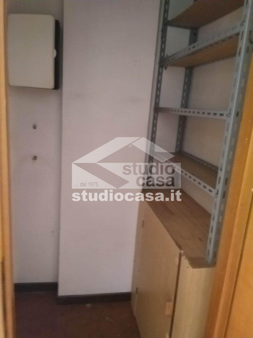 Villa a schiera di testa in vendita a Costa Volpino