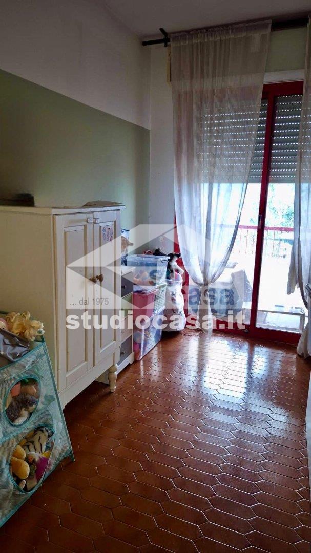 Villa a schiera di testa in vendita a Costa Volpino