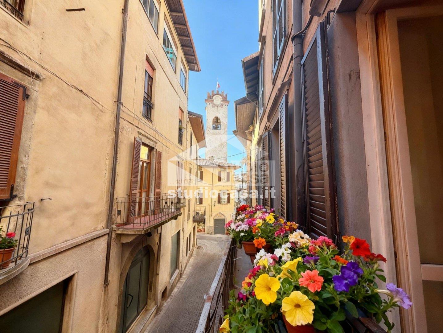 Appartamento in vendita a Lovere