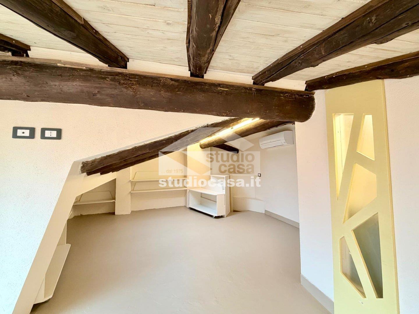 Appartamento in vendita a Lovere