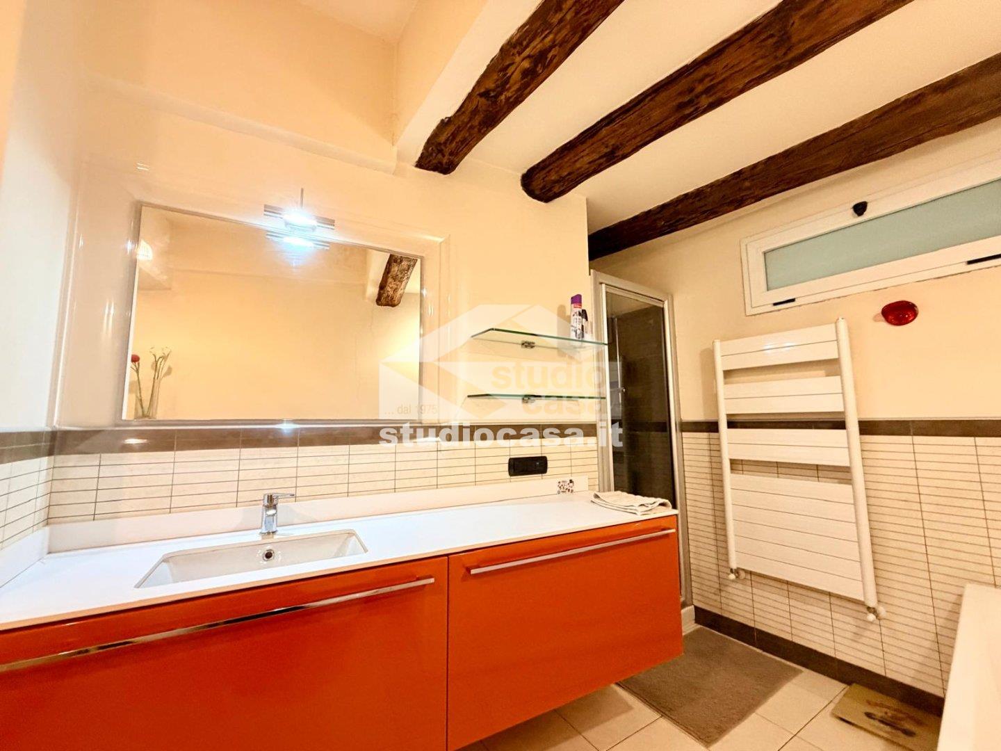 Appartamento in vendita a Lovere