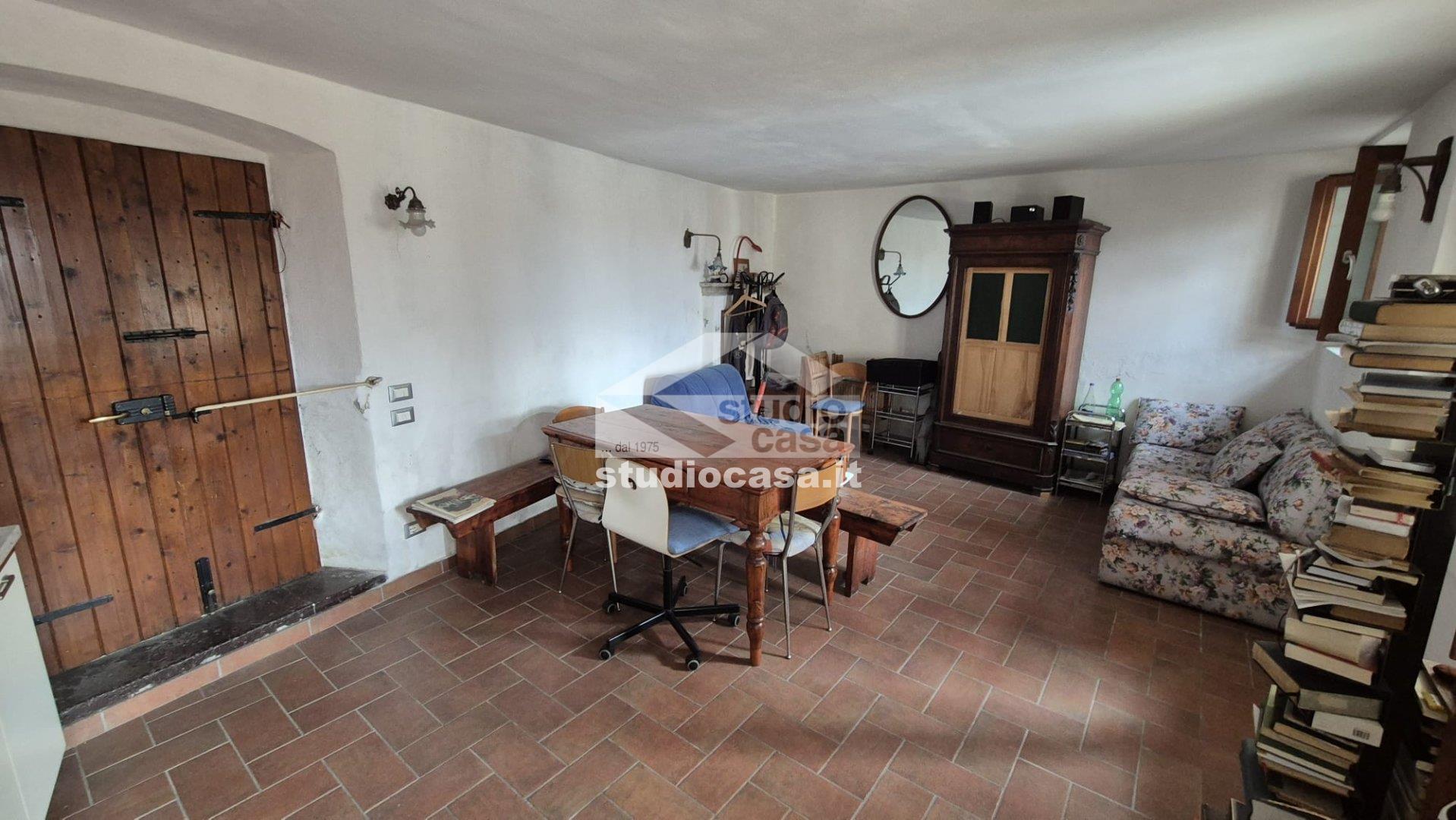 Casa Colonica in vendita a Sovere