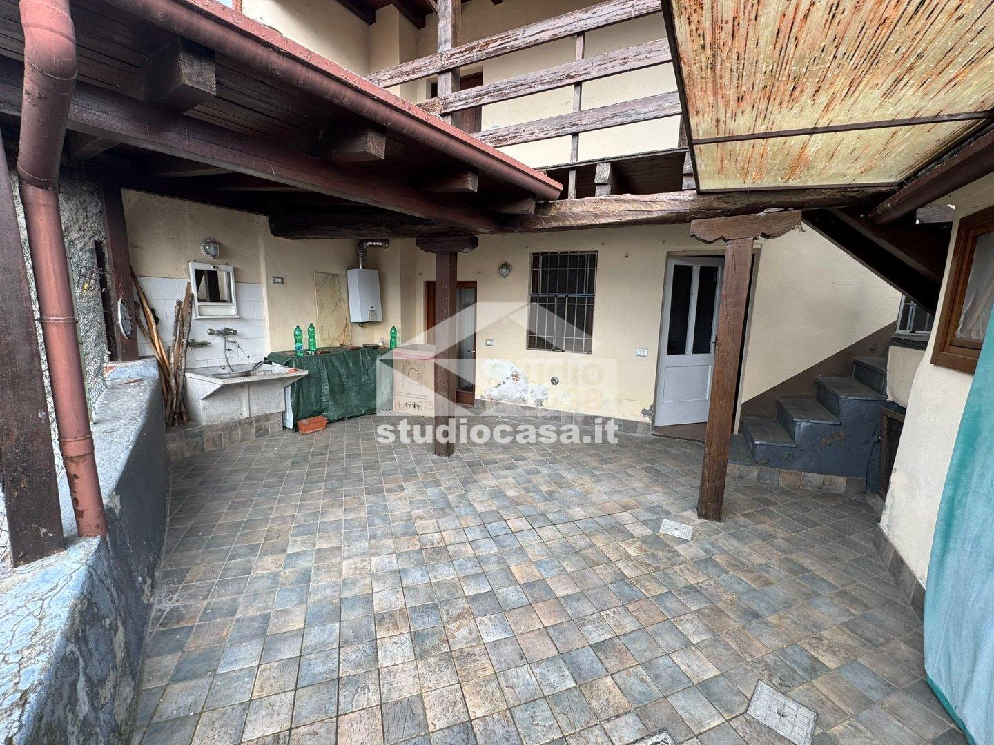 Casa Colonica in vendita a Sovere