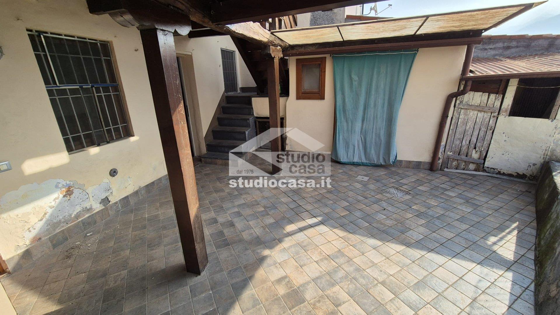 Casa Colonica in vendita a Sovere