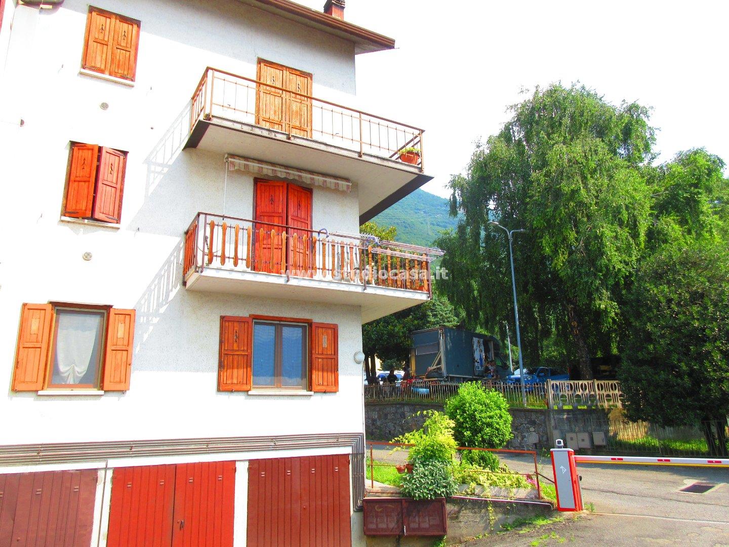 Appartamento in vendita a Rogno