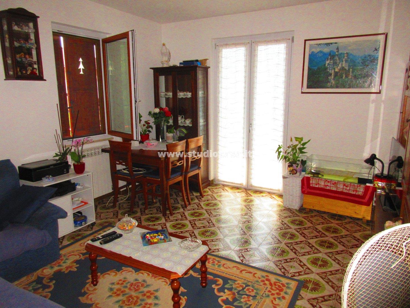 Appartamento in vendita a Rogno