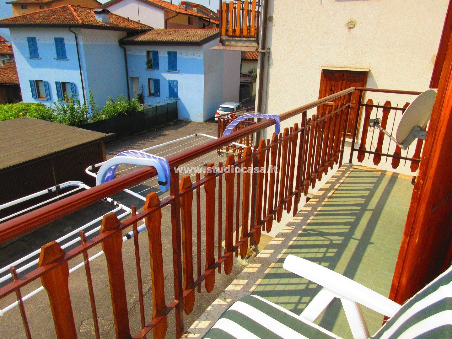 Appartamento in vendita a Rogno
