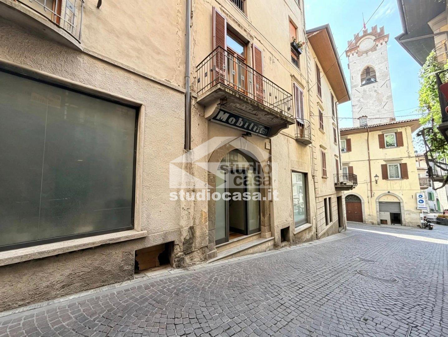 Appartamento in vendita a Lovere