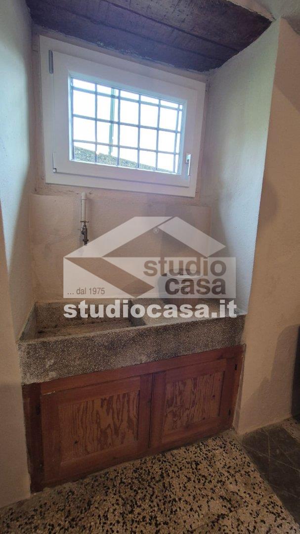 Casa Unifamiliare in vendita a Riva di Solto