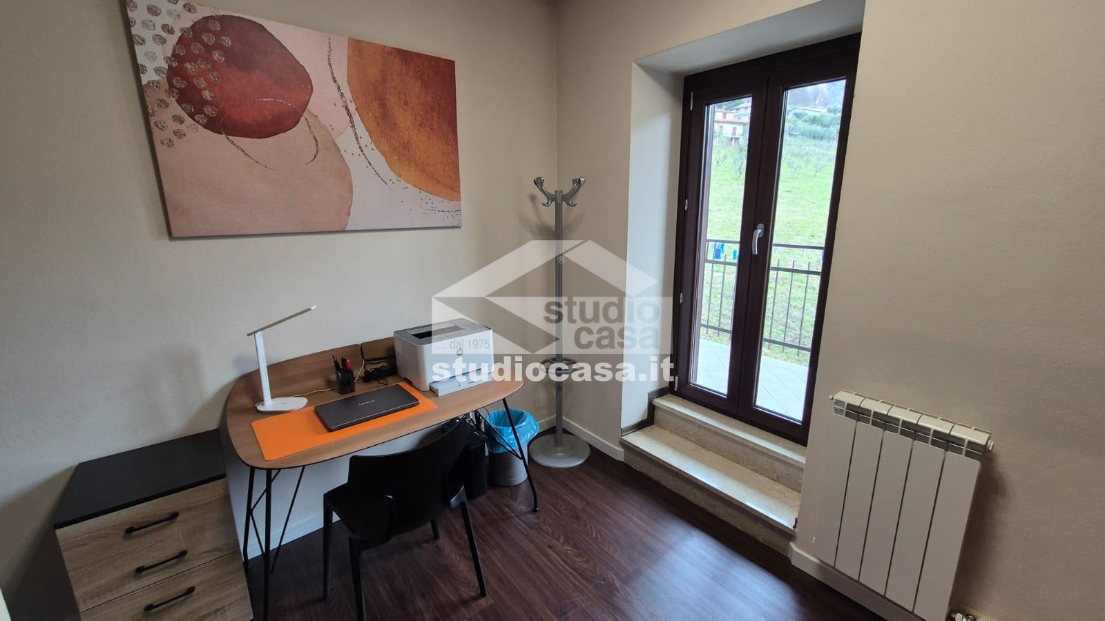 Casa Unifamiliare in vendita a Riva di Solto