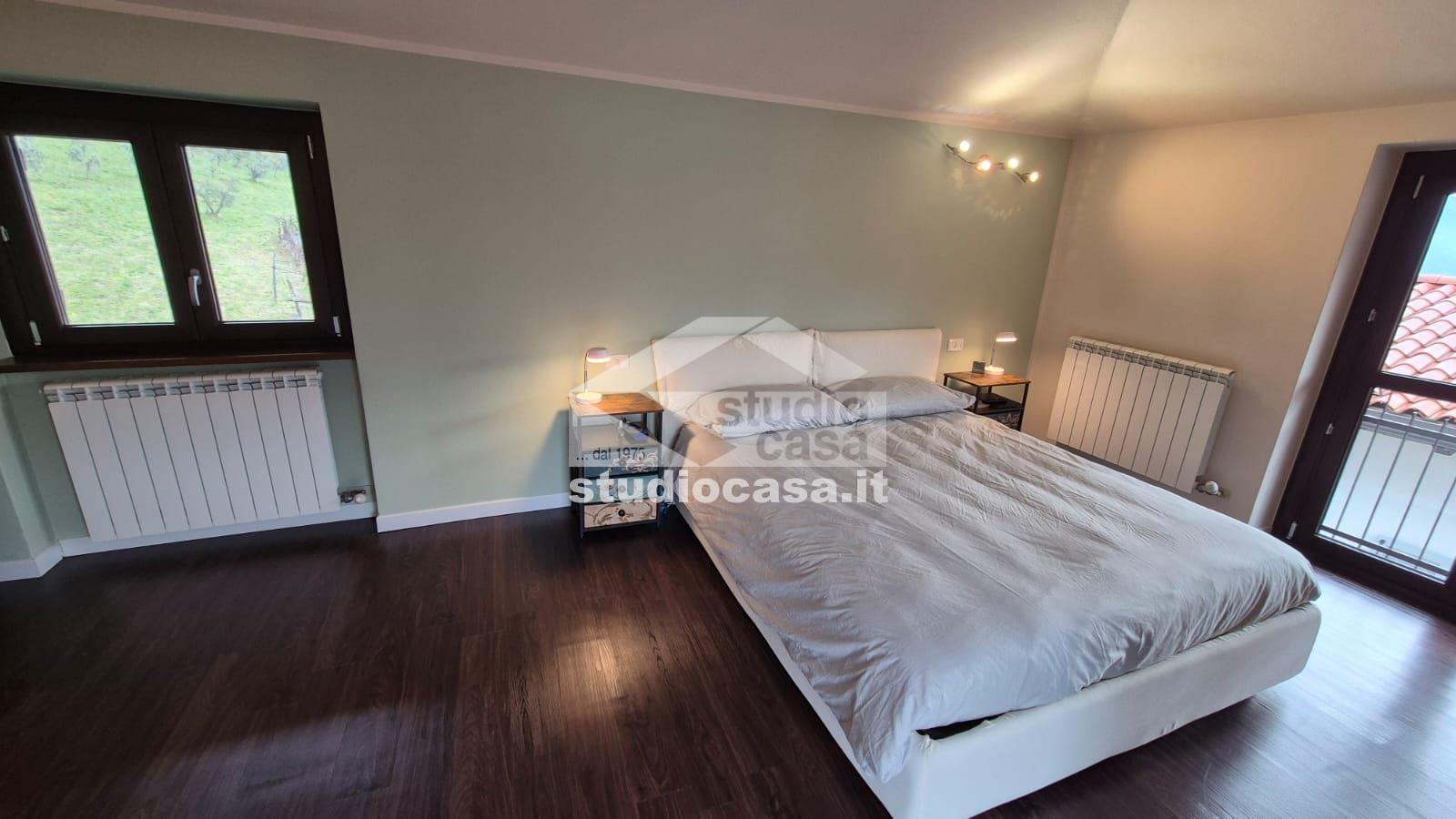 Casa Unifamiliare in vendita a Riva di Solto