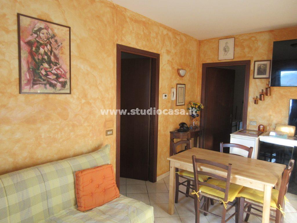 Appartamento in vendita a Endine Gaiano