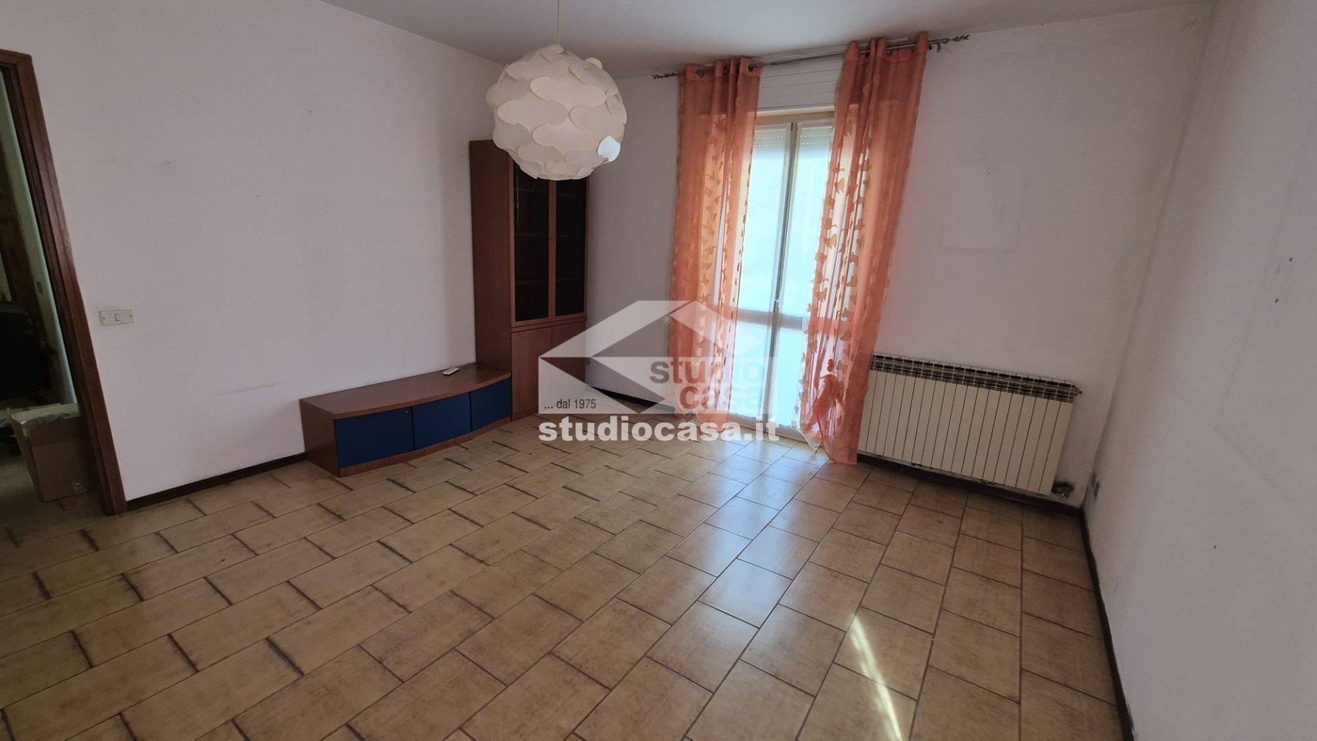 Appartamento in vendita a Rogno