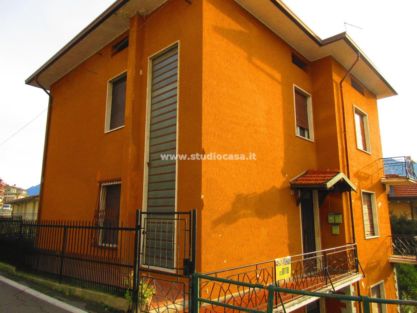 Casa Unifamiliare in vendita a Lovere
