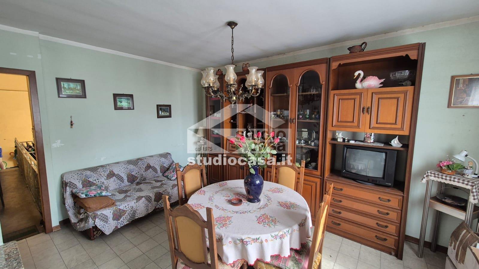 Appartamento in vendita a Endine Gaiano