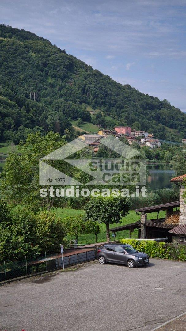 Appartamento in vendita a Endine Gaiano