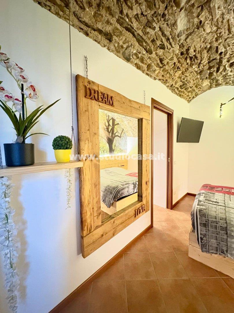 Appartamento in vendita a Costa Volpino
