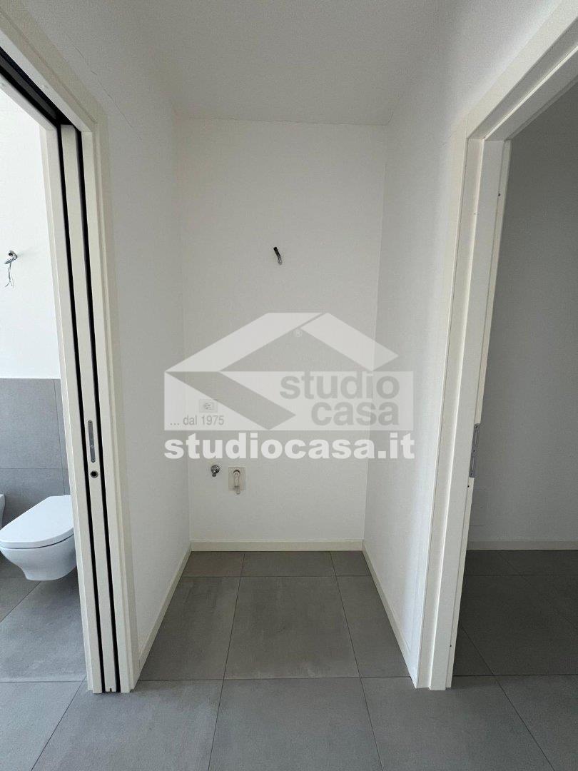 Appartamento in vendita a Costa Volpino