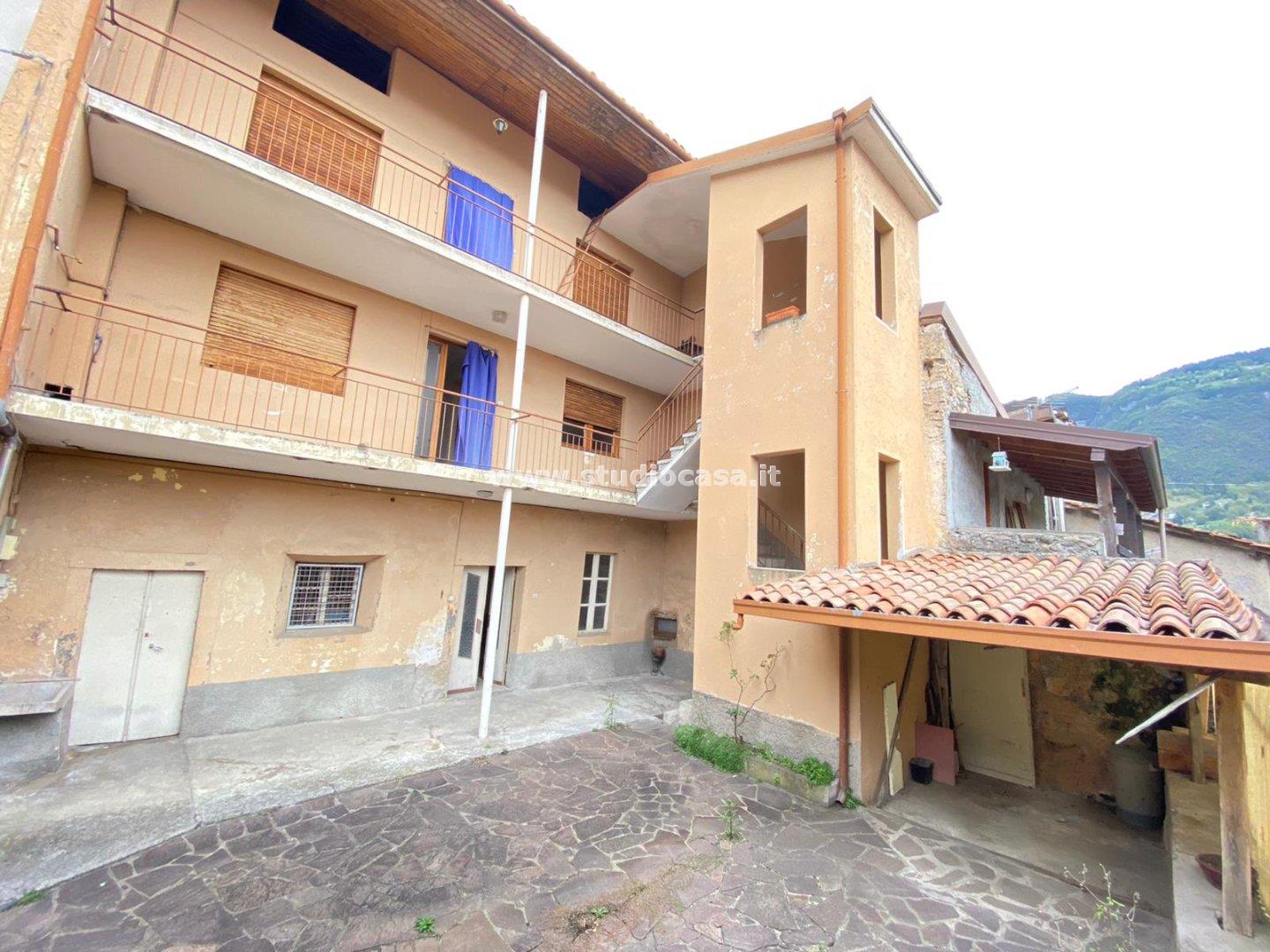 Casa Unifamiliare in vendita a Sovere