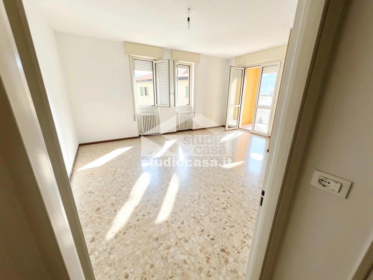 Appartamento in vendita a Lovere