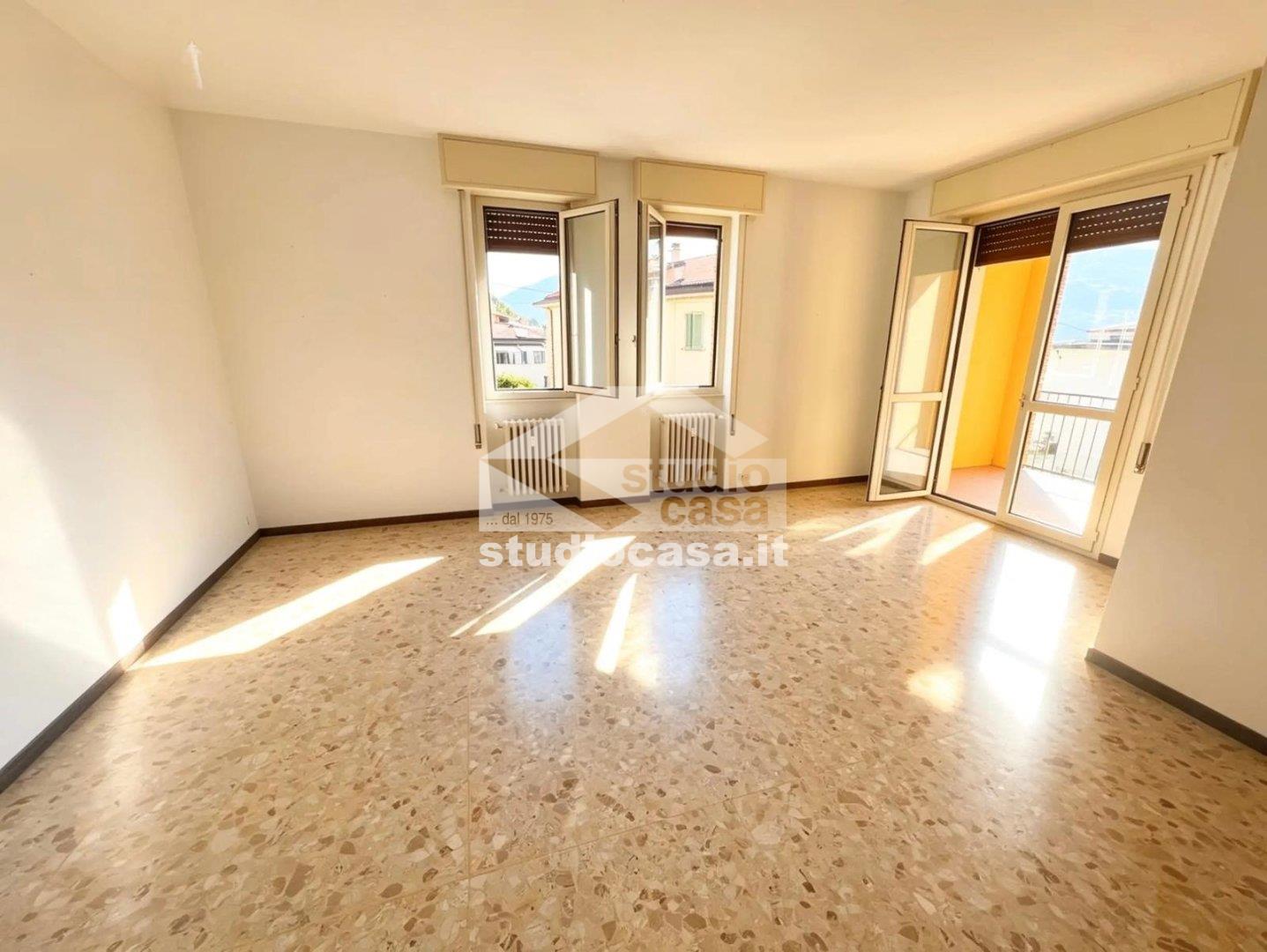 Appartamento in vendita a Lovere
