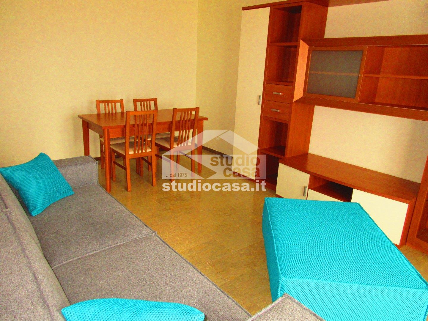 Appartamento in affitto a Castro
