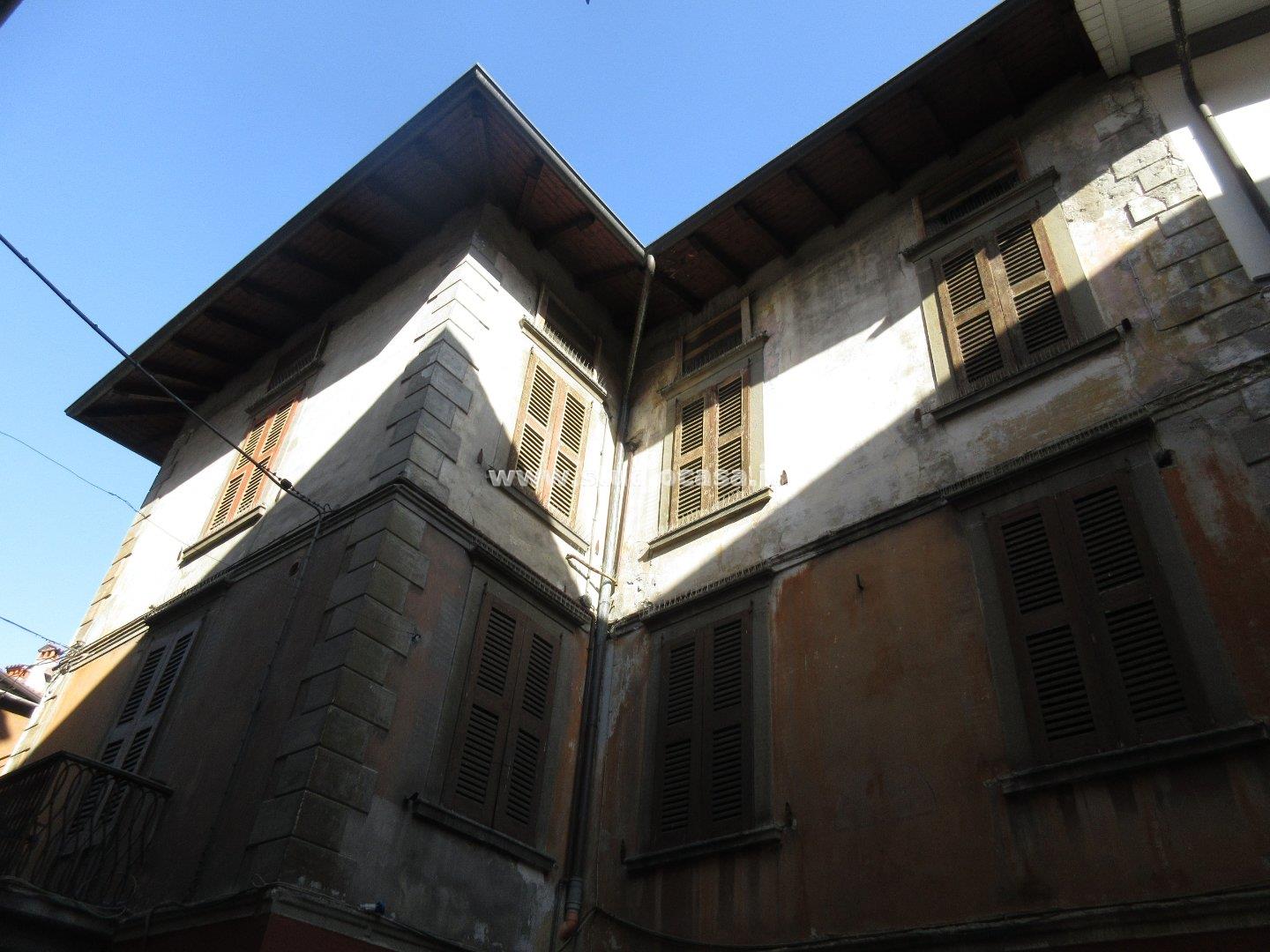 Appartamento in vendita a Lovere