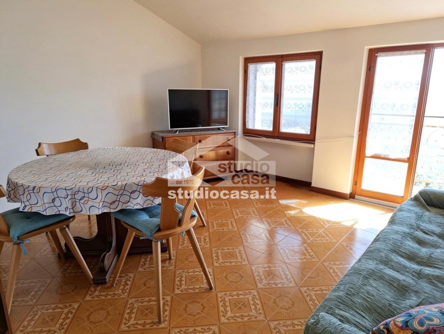 Casale in vendita a Bossico