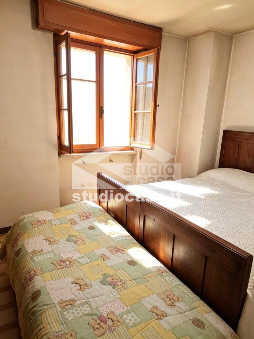 Casale in vendita a Bossico