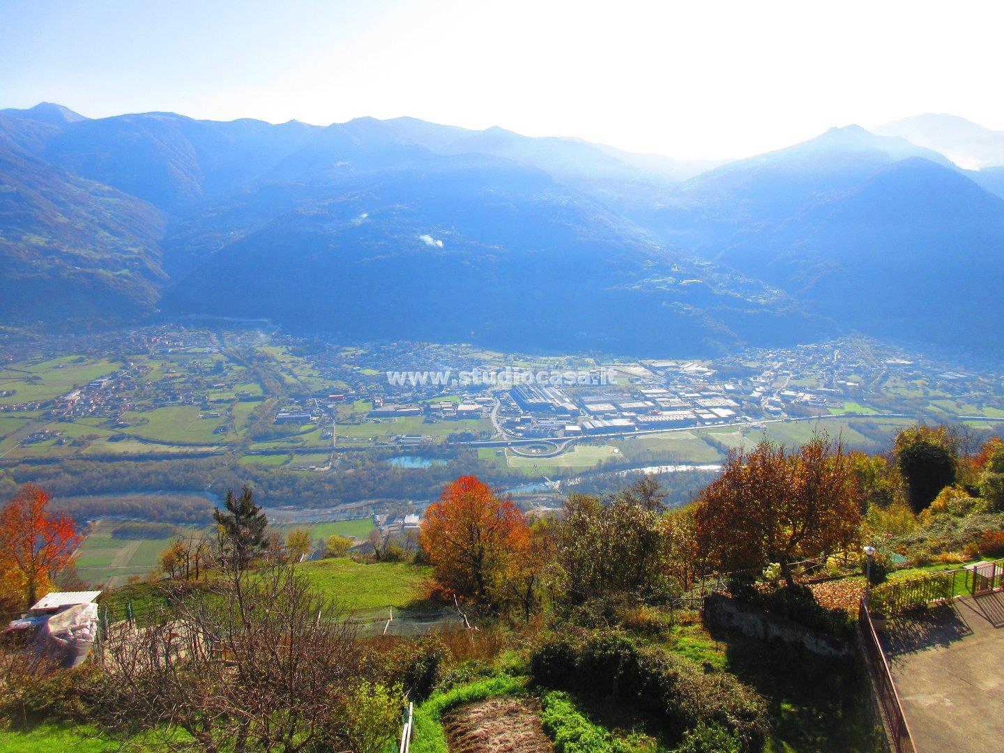 Casa Unifamiliare in vendita a Rogno
