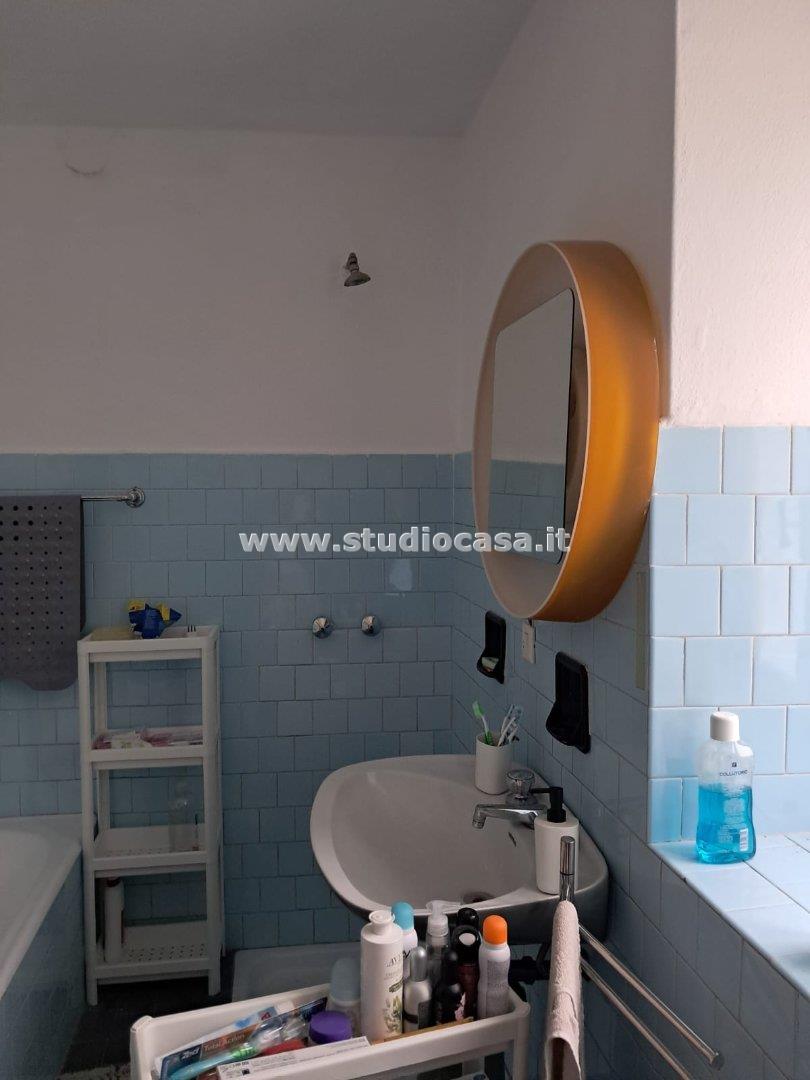 Casa Unifamiliare in vendita a Rogno