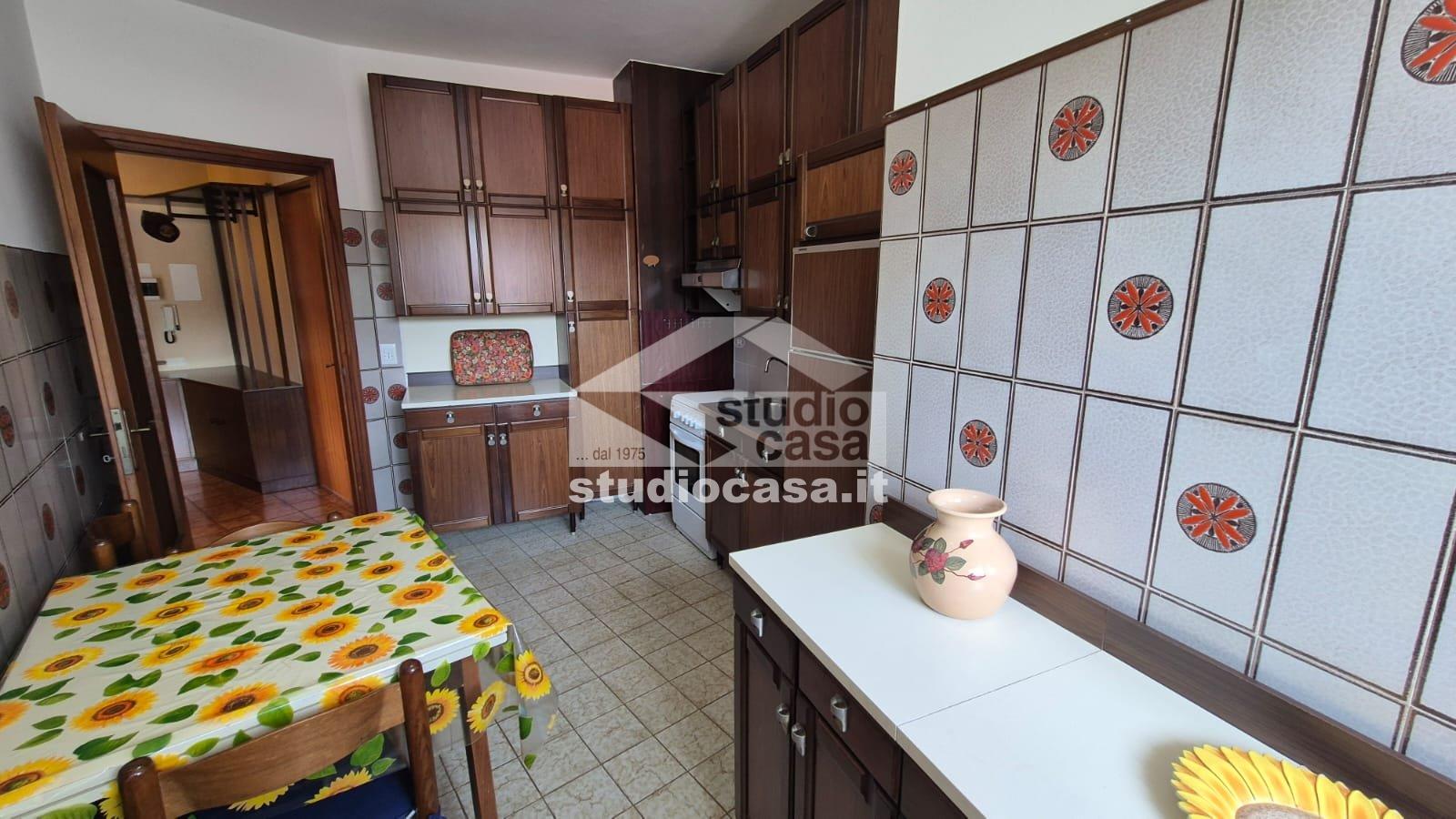 Appartamento in vendita a Endine Gaiano