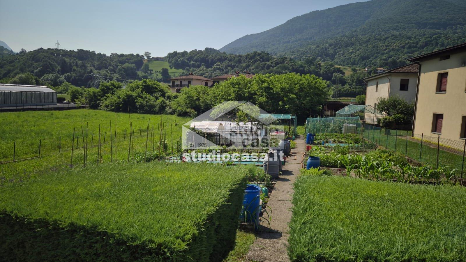 Appartamento in vendita a Endine Gaiano
