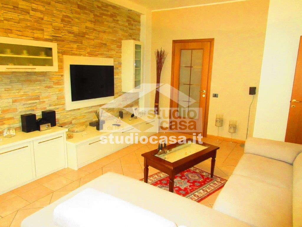 Appartamento in vendita a Lovere