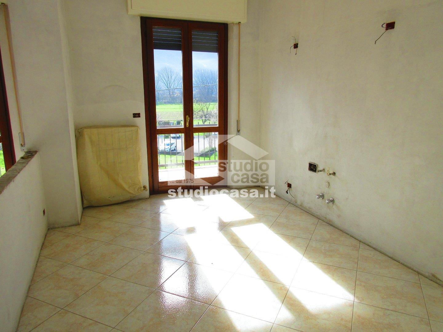 Appartamento in vendita a Costa Volpino