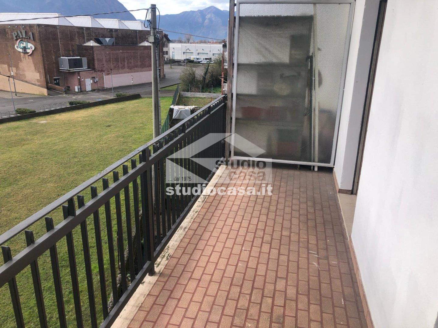 Appartamento in vendita a Costa Volpino