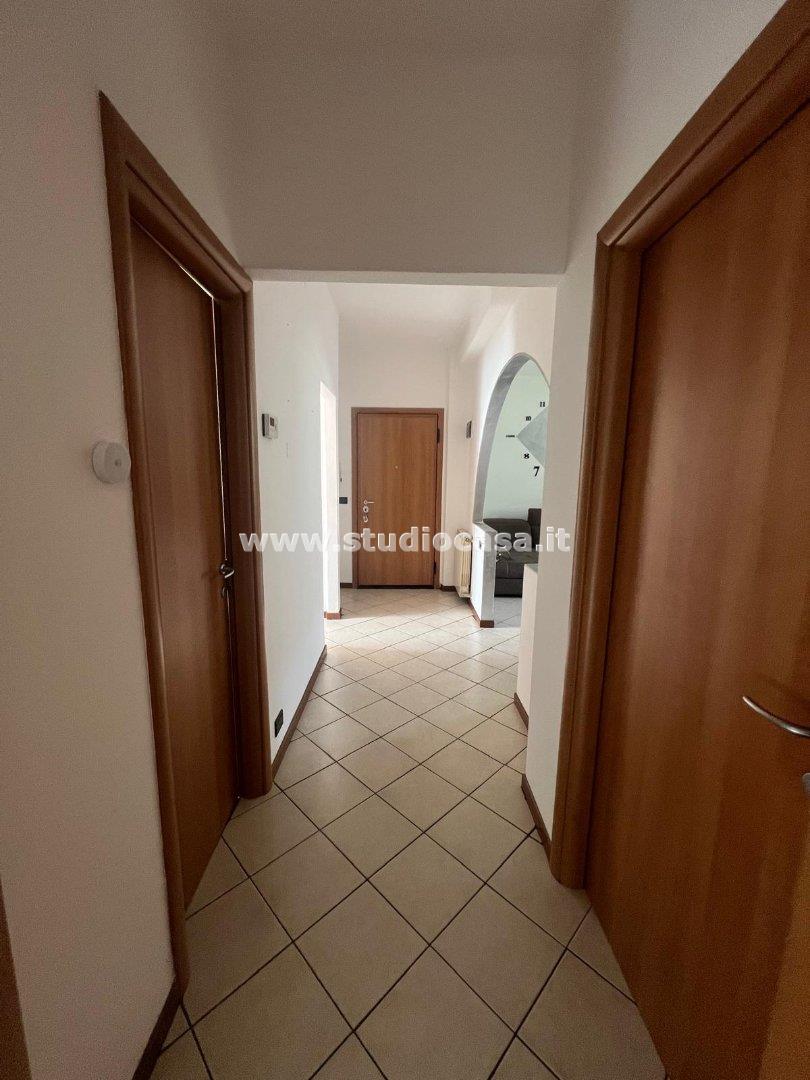 Appartamento in vendita a Costa Volpino