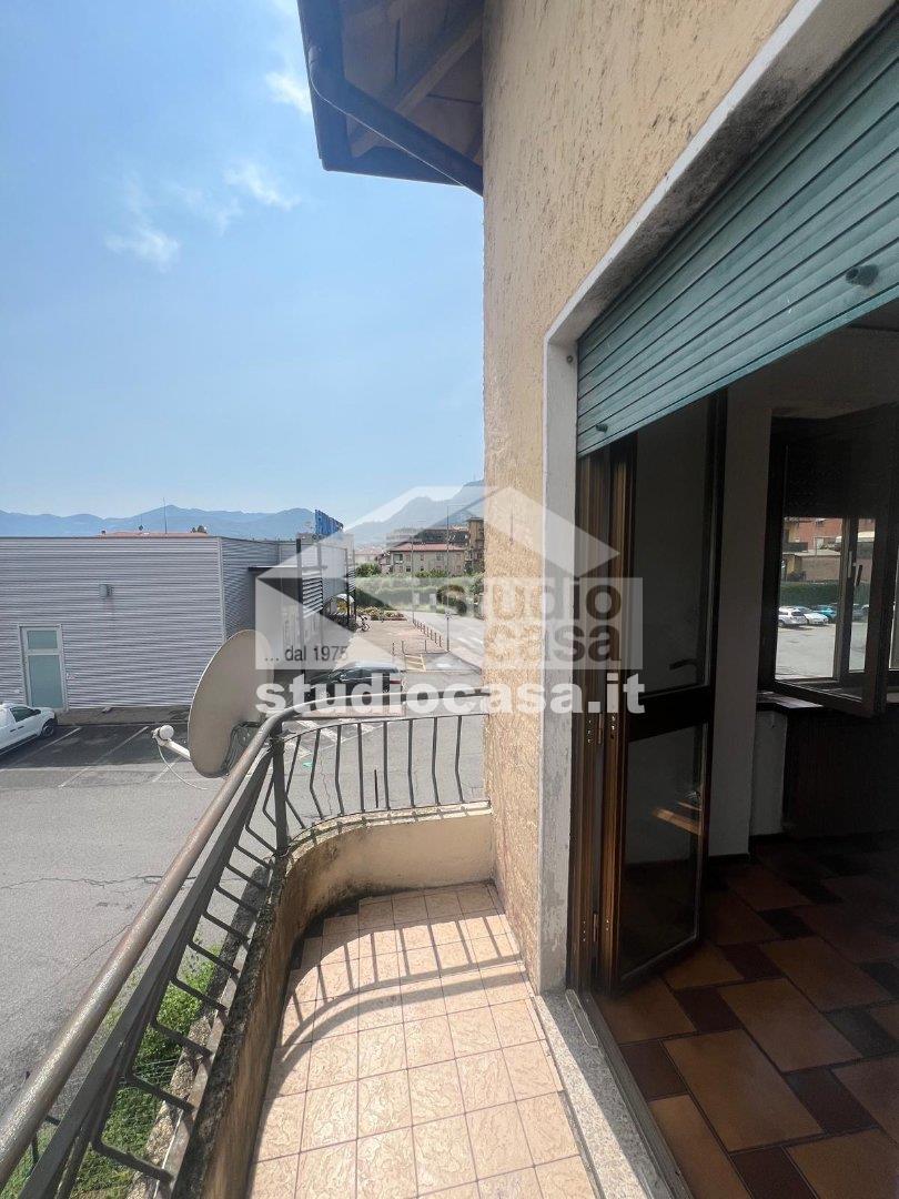 Appartamento in vendita a Costa Volpino